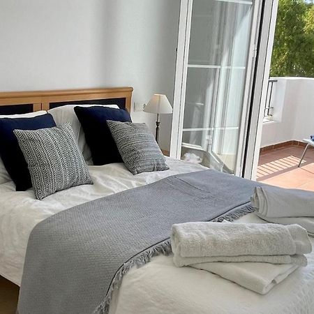 Ferienwohnung Penthouse Eucalyptus Benahavís Exterior foto